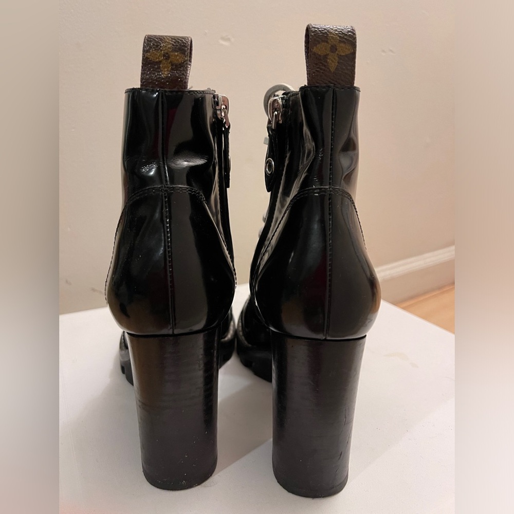 Original LV boots ( Louis Vuitton) 2020, size 38,5 -European, 7,5- USA.